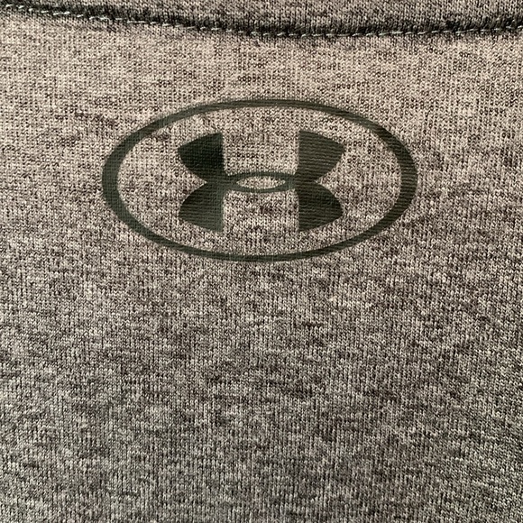 Under Armour Dark Grey Tech Tee (Dri-Fit) Adult XL - Picture 4 of 4